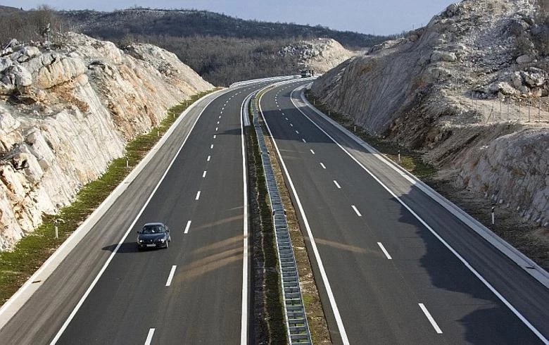 Autostradat ne Kroaci rrisin cmimet e tarifave per here te pare pas 4 vitesh